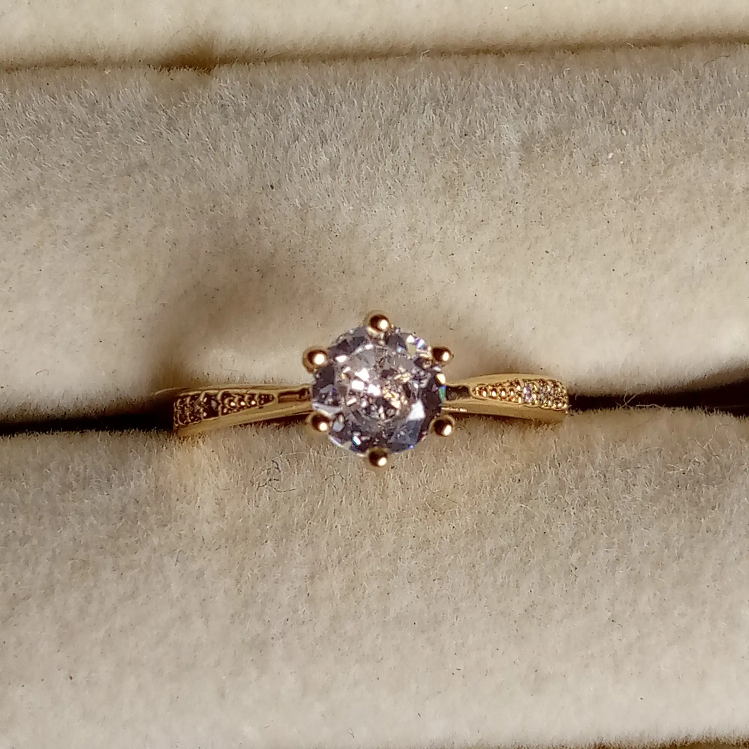 Anillo tipo compromiso