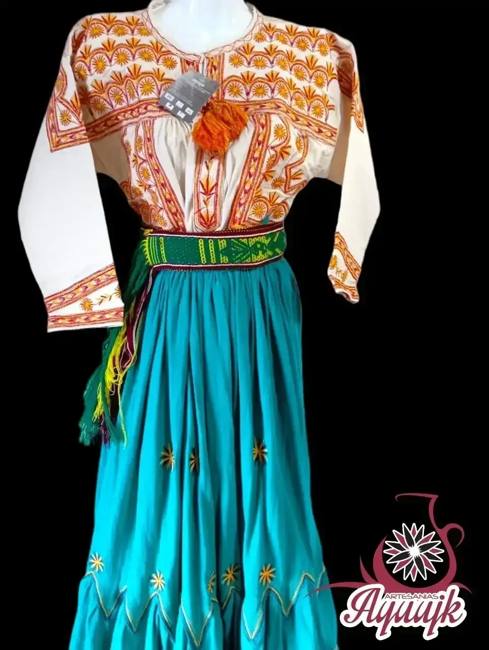 Blusa tipica de Tlahuitoltepec 5
