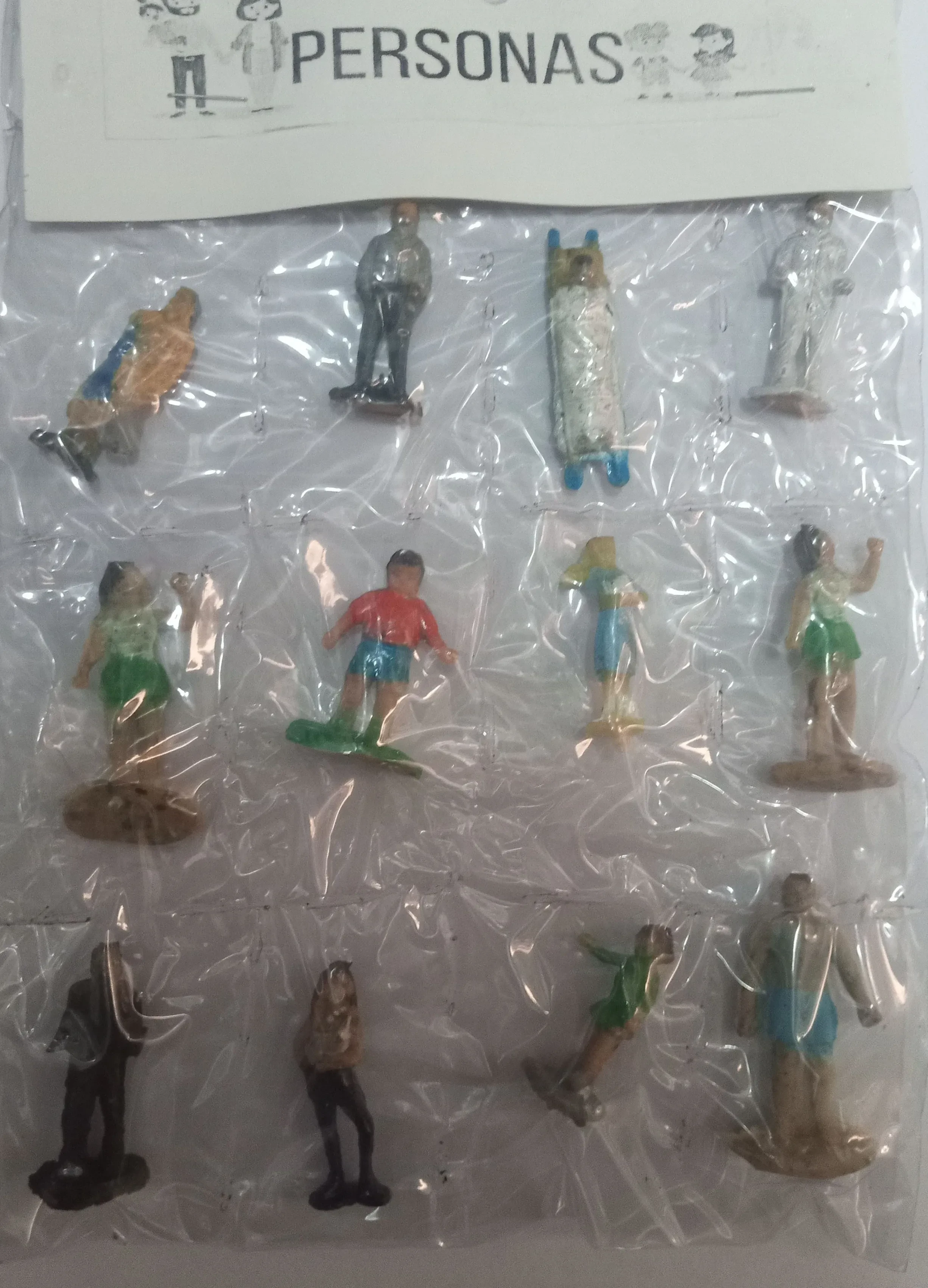 Personas de plastico 2