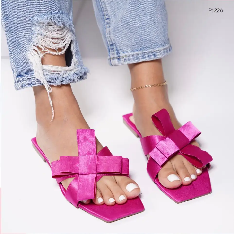Plana satin 2