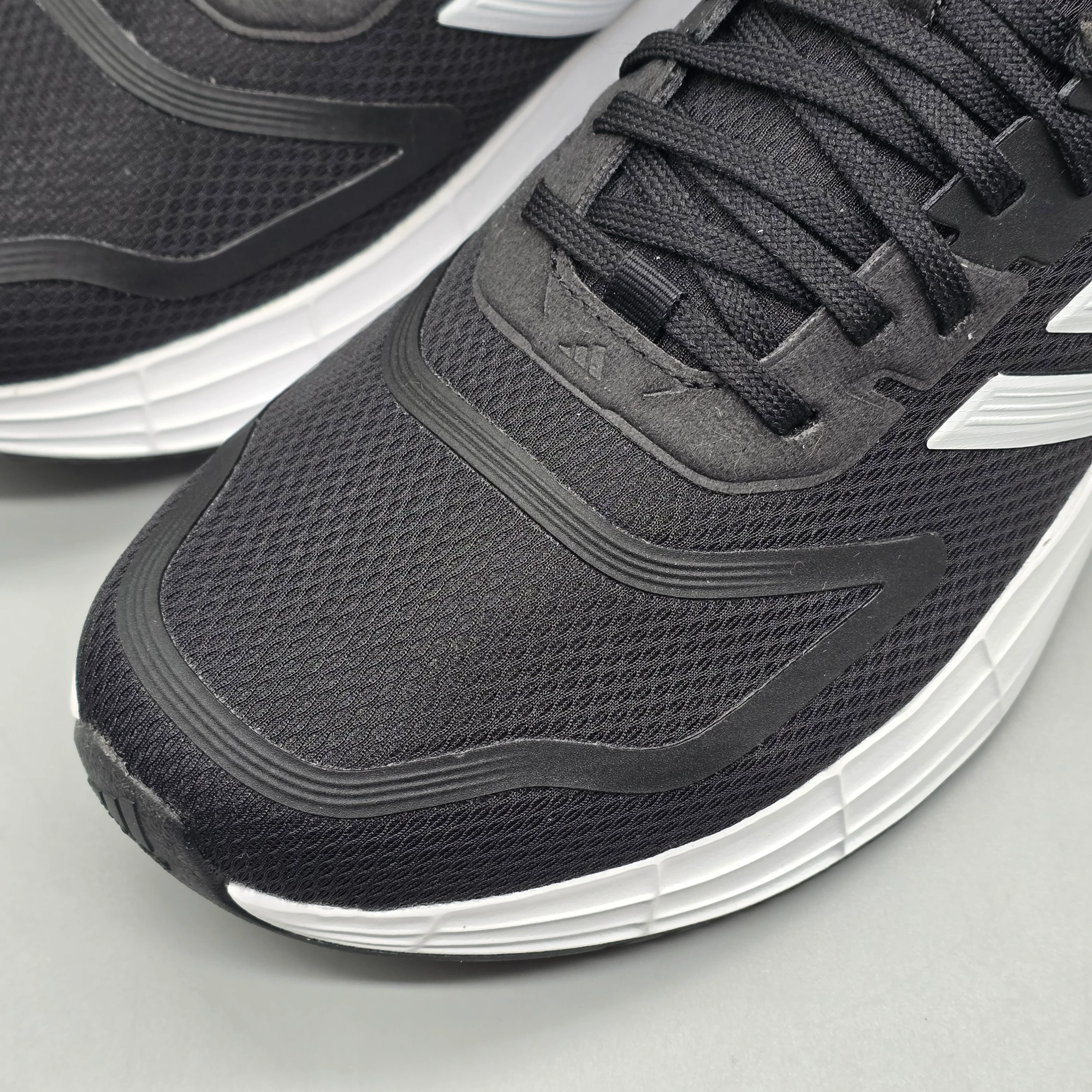 ADIDAS DURAMO 10  7