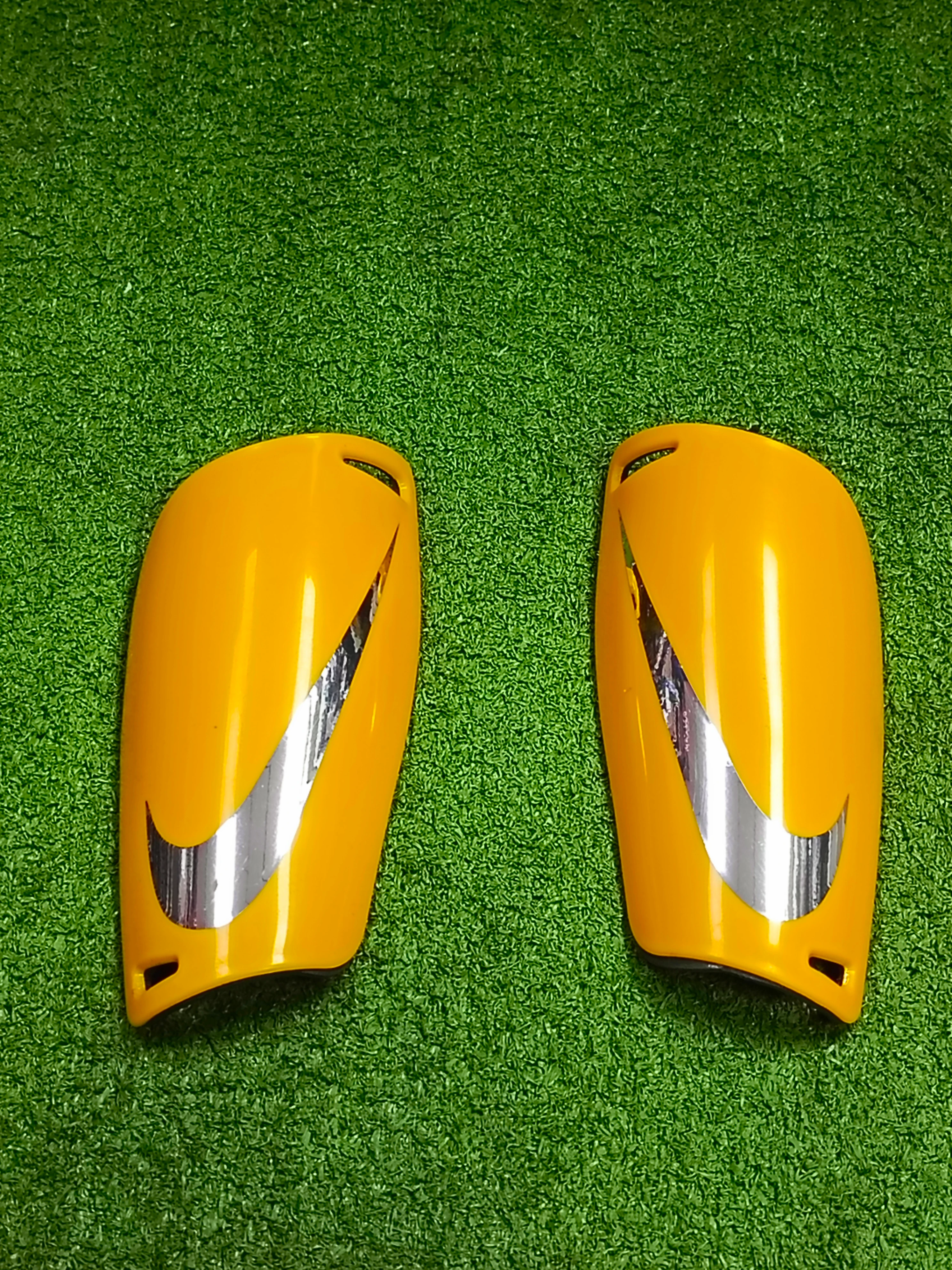 CANILLLERAS NIKE  3