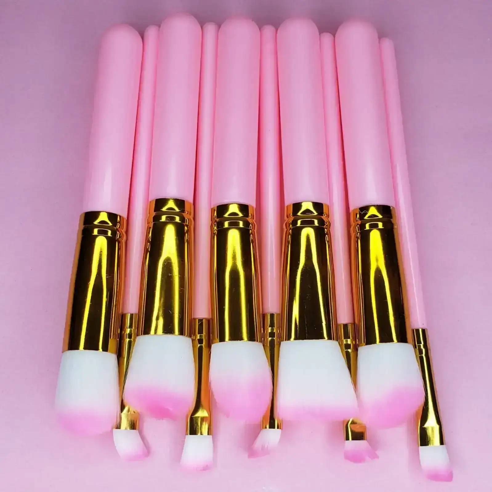Brochas 10 Piezas Kabuki para Maquillaje 4