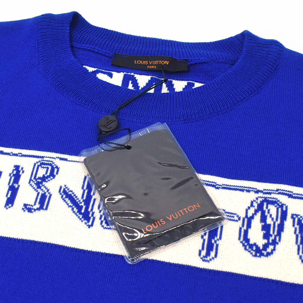 Playera LV 4