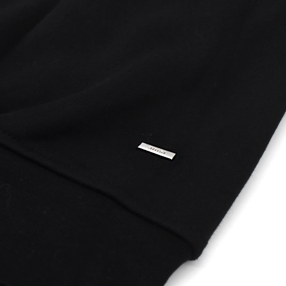 Hodie Amiri 3