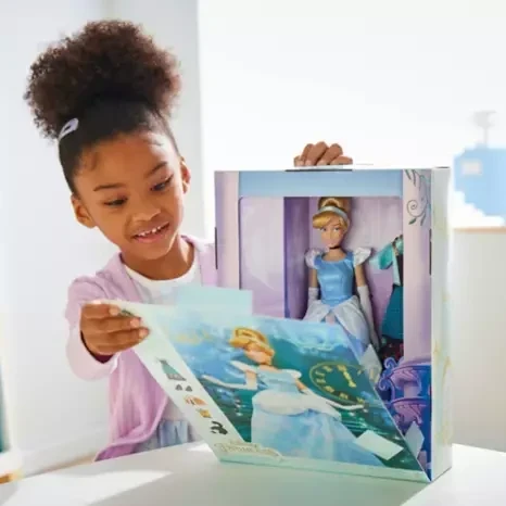 Muñeca Cenicienta de Disney Story 2