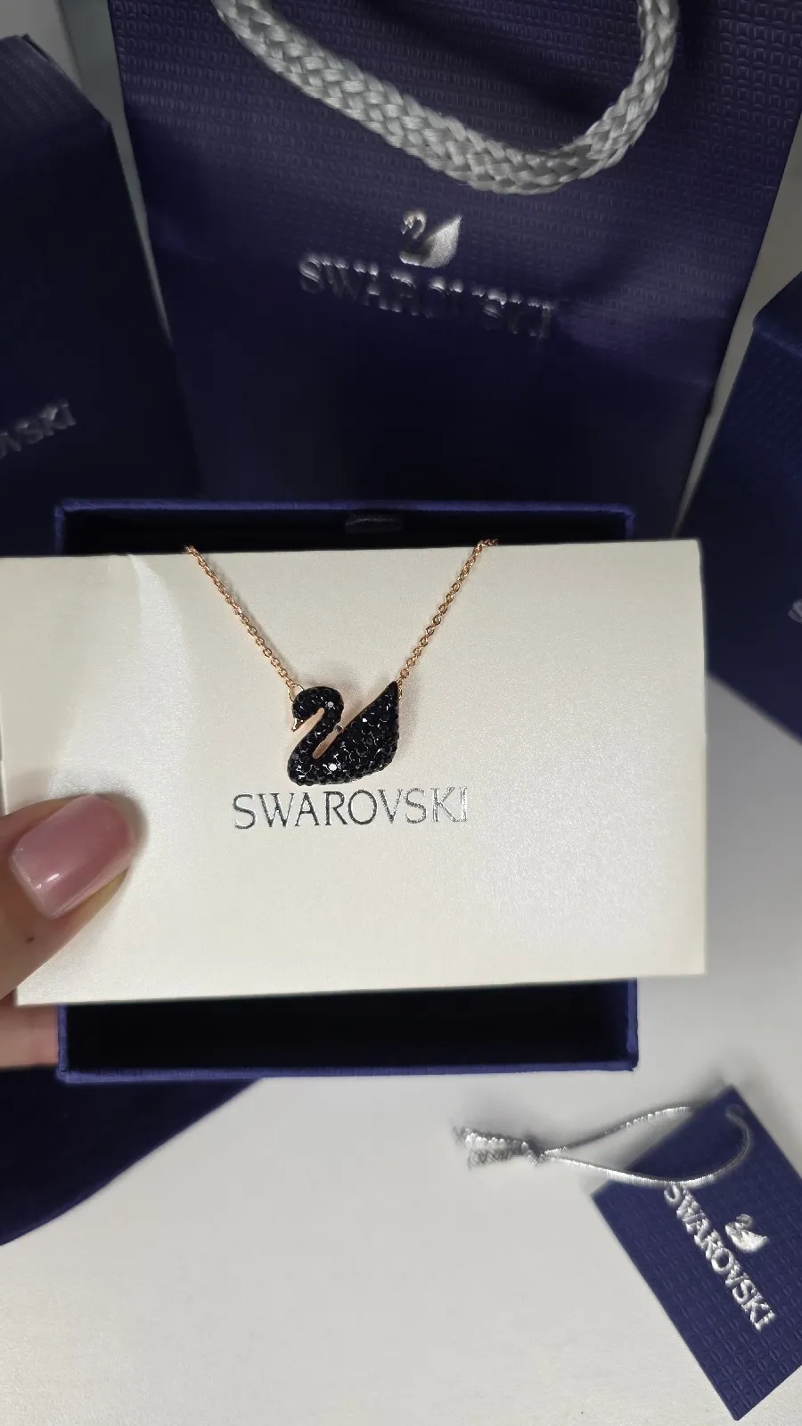 swarovski black Swan rose gold necklace 