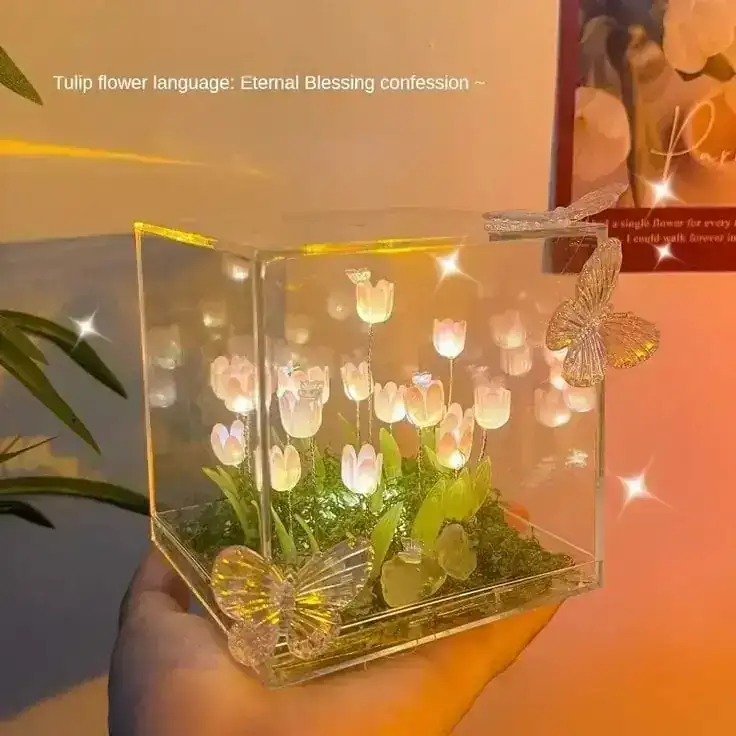 Cubo infinito de tulipanes 