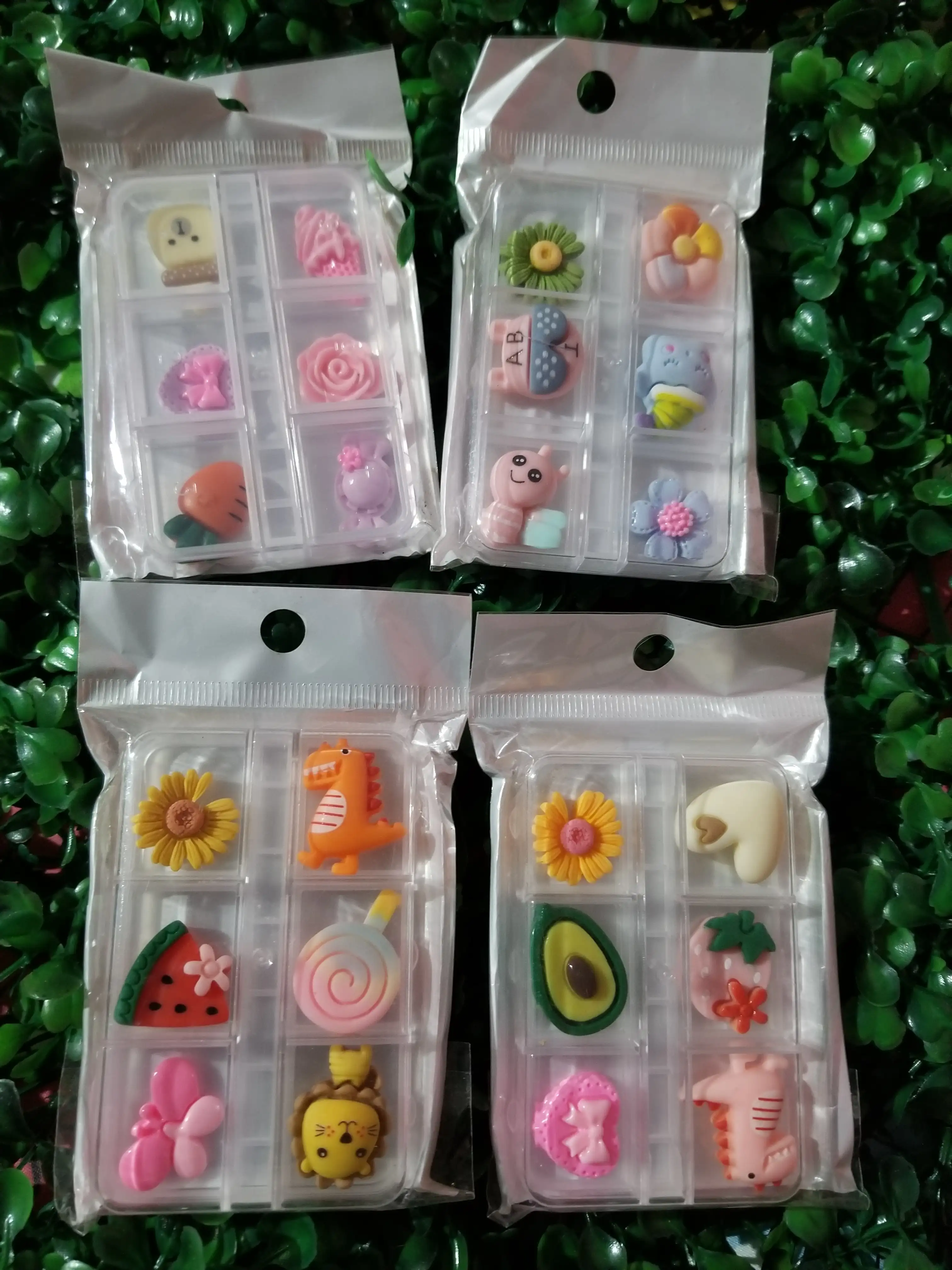 Figuras kawaii decoración de uñas