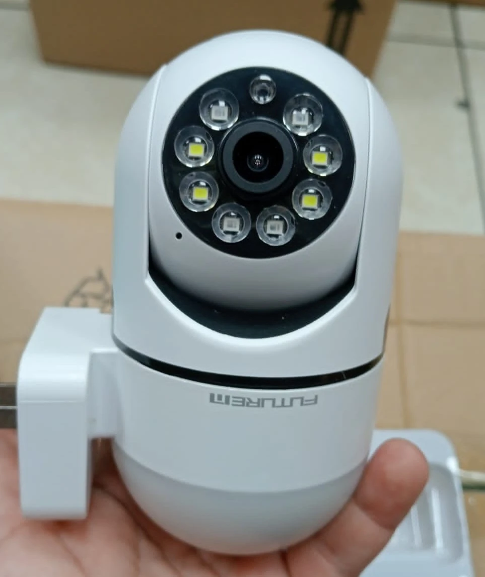Cámara de videovigilancia enchufe 