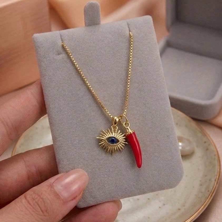 Cadena Amuleto de doble proteccion 
