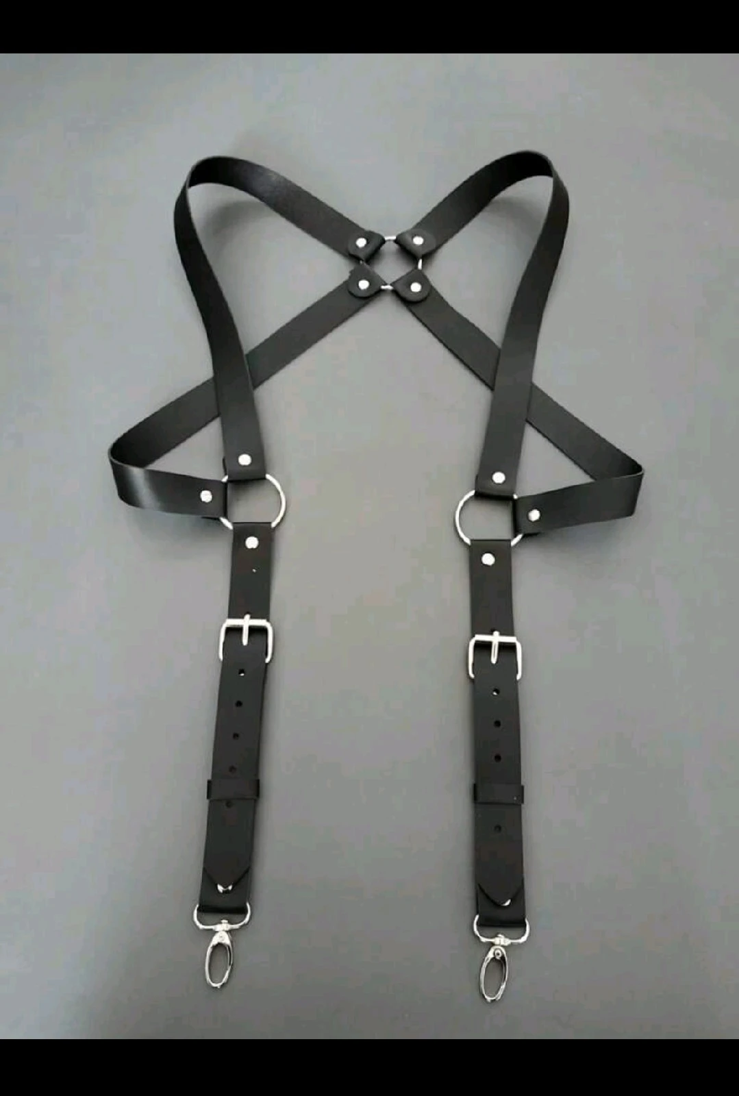 Arnés Tirante Estilo Cuero con Remaches y Argollas Estilo Punk 4