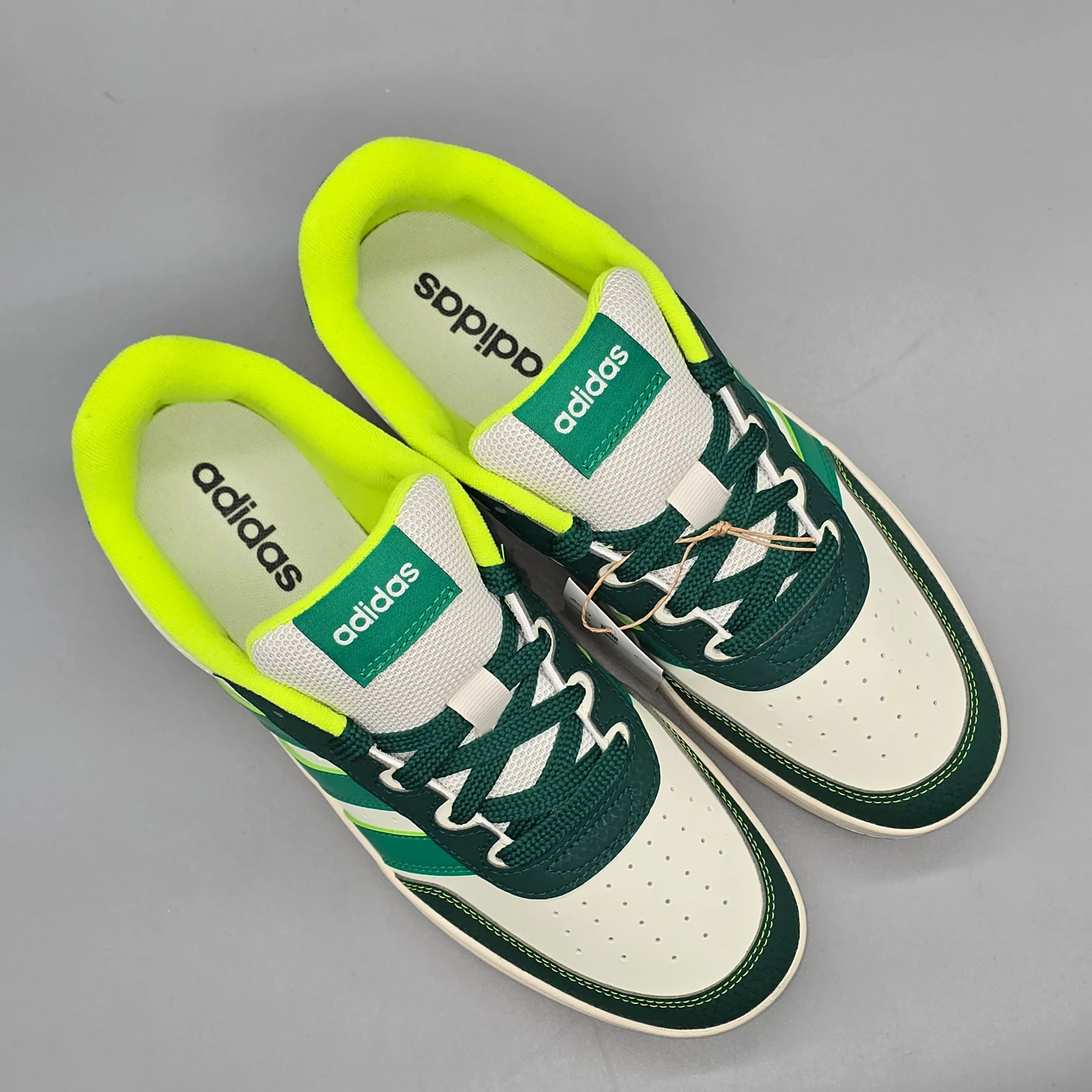 ADIDAS BREAKBASE  8