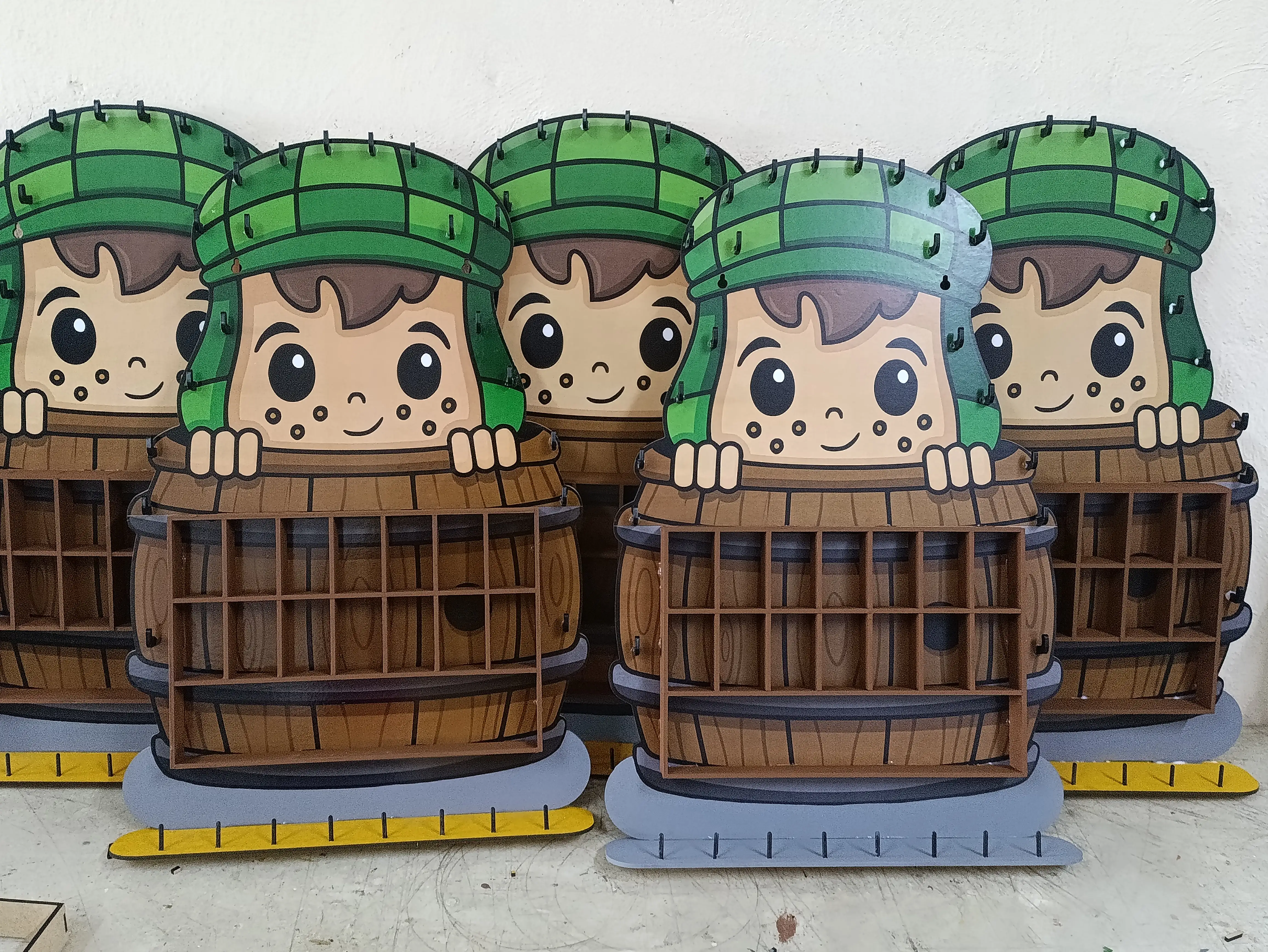 Coleccionador para figuras vuala chavo del 8  3
