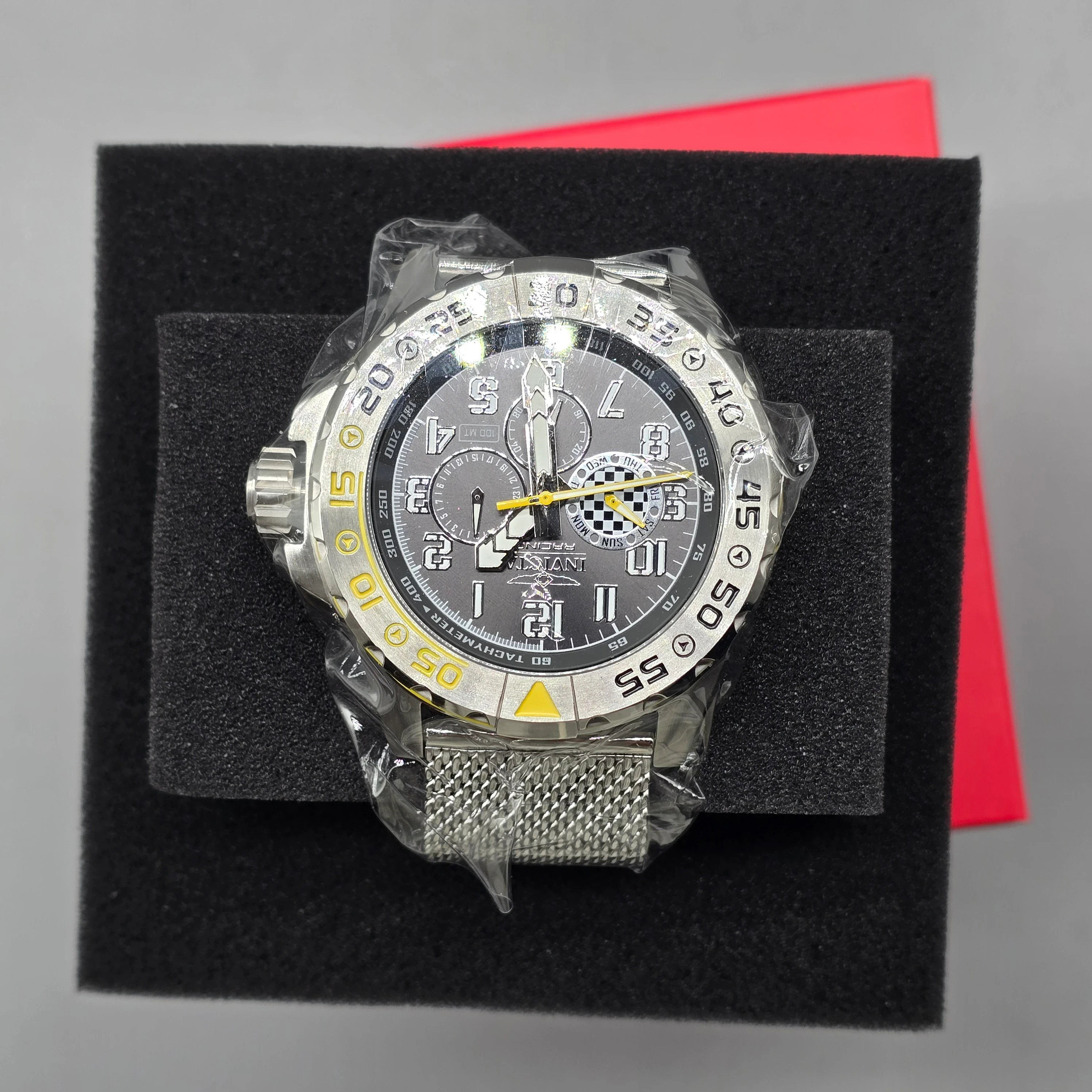 RELOJ INVICTA RACING DE HOMBRE 8