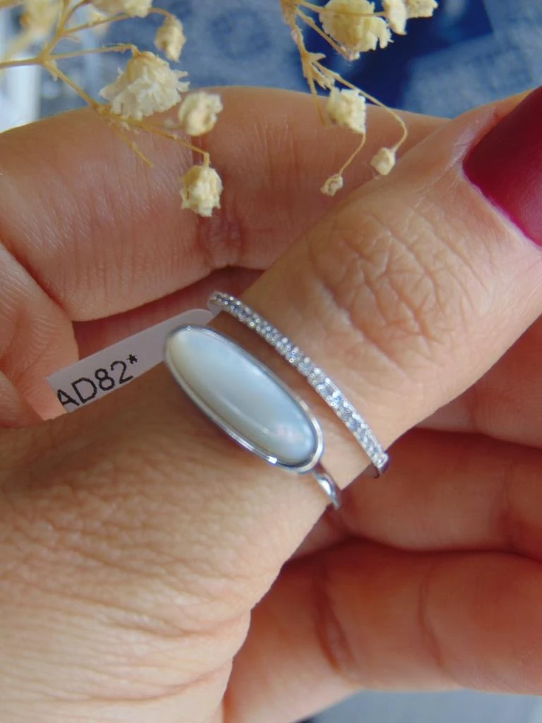 ANILLO ACERO PLATE 2 LINEAS MICROCIRCONES OVALO NACAR 2