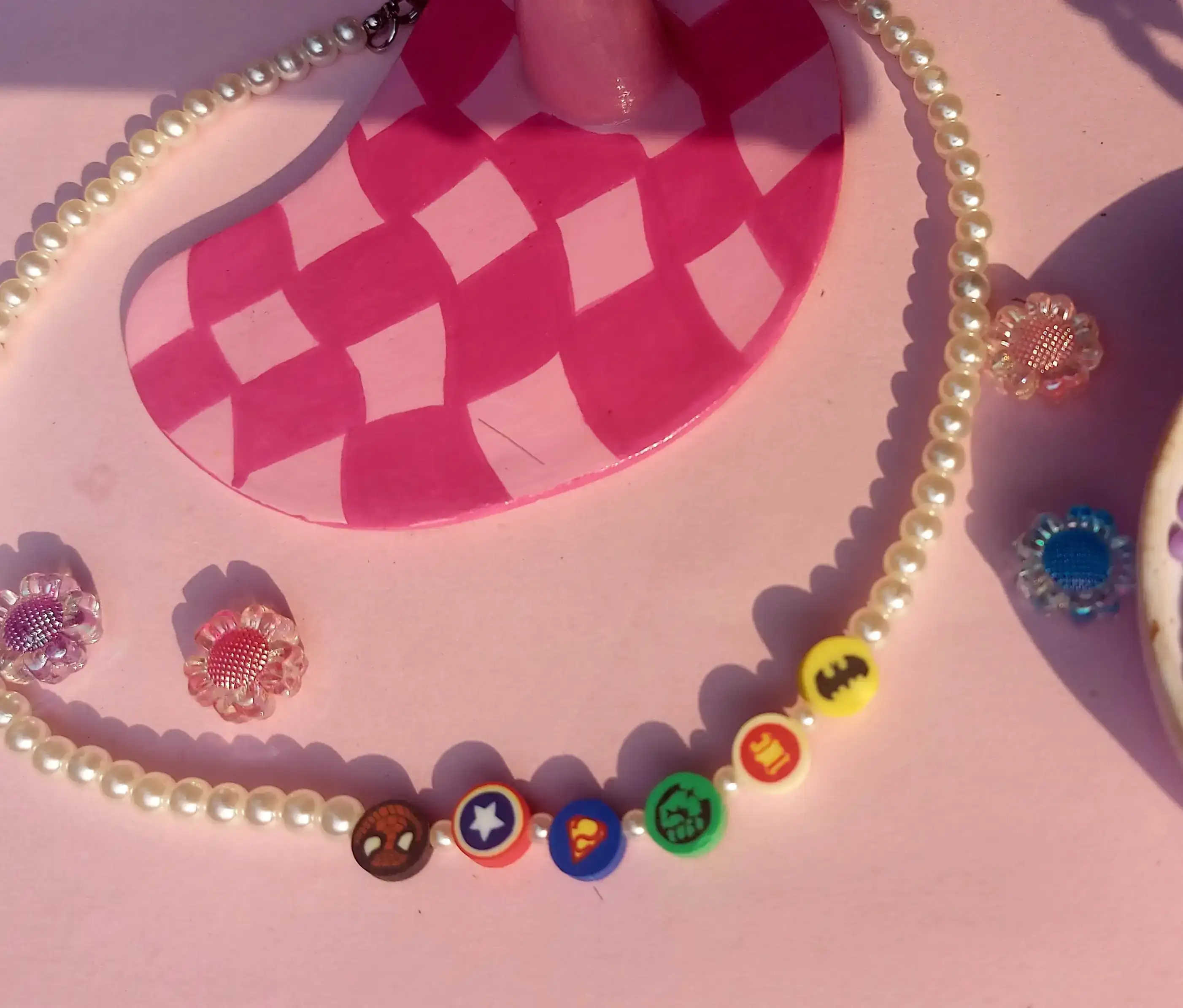 Collar de super heroes 