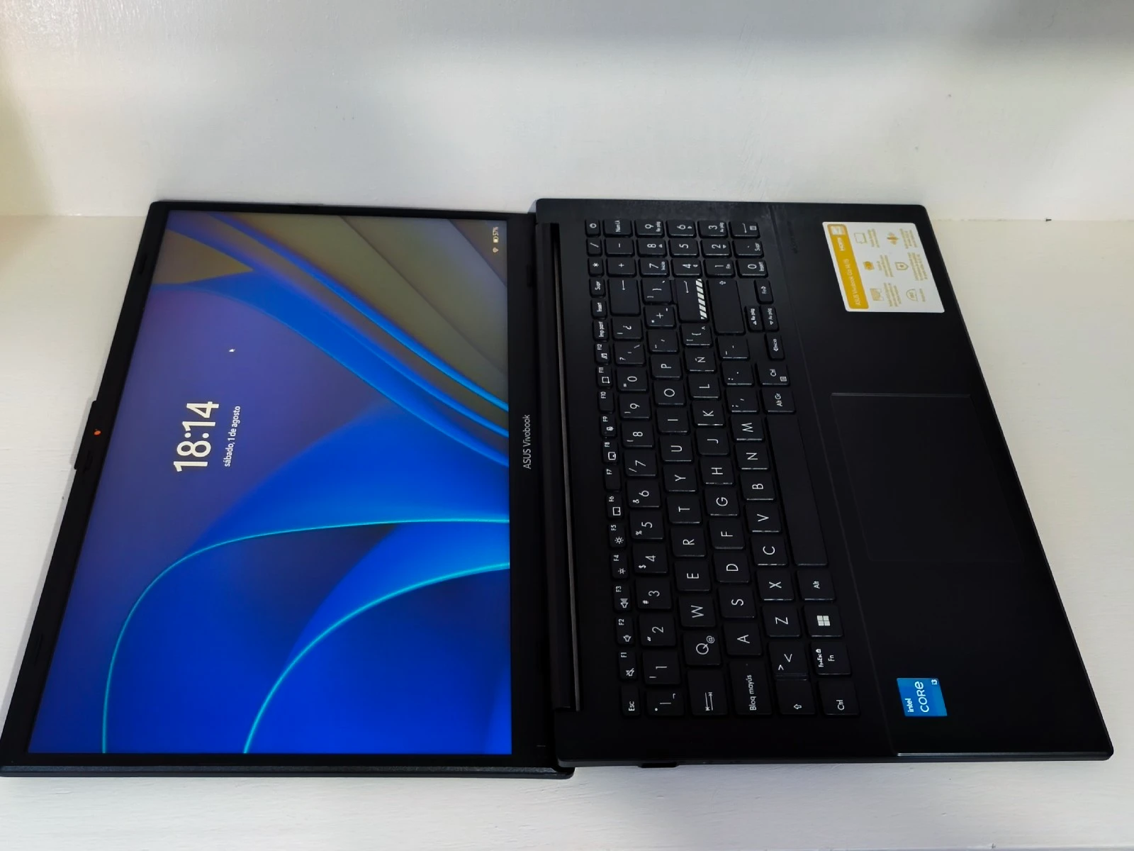 Asus Core i3 Gen 12 ultra Rapido 8/256 gb  6