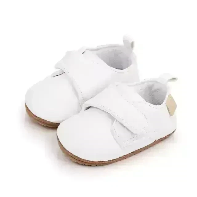 ZAPATITOS BLANCOS 