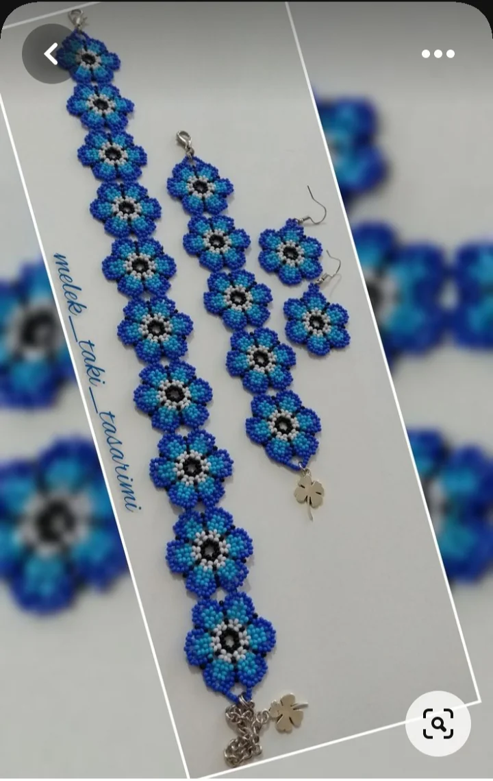 Collar, aretes y pulsera en mostacillas