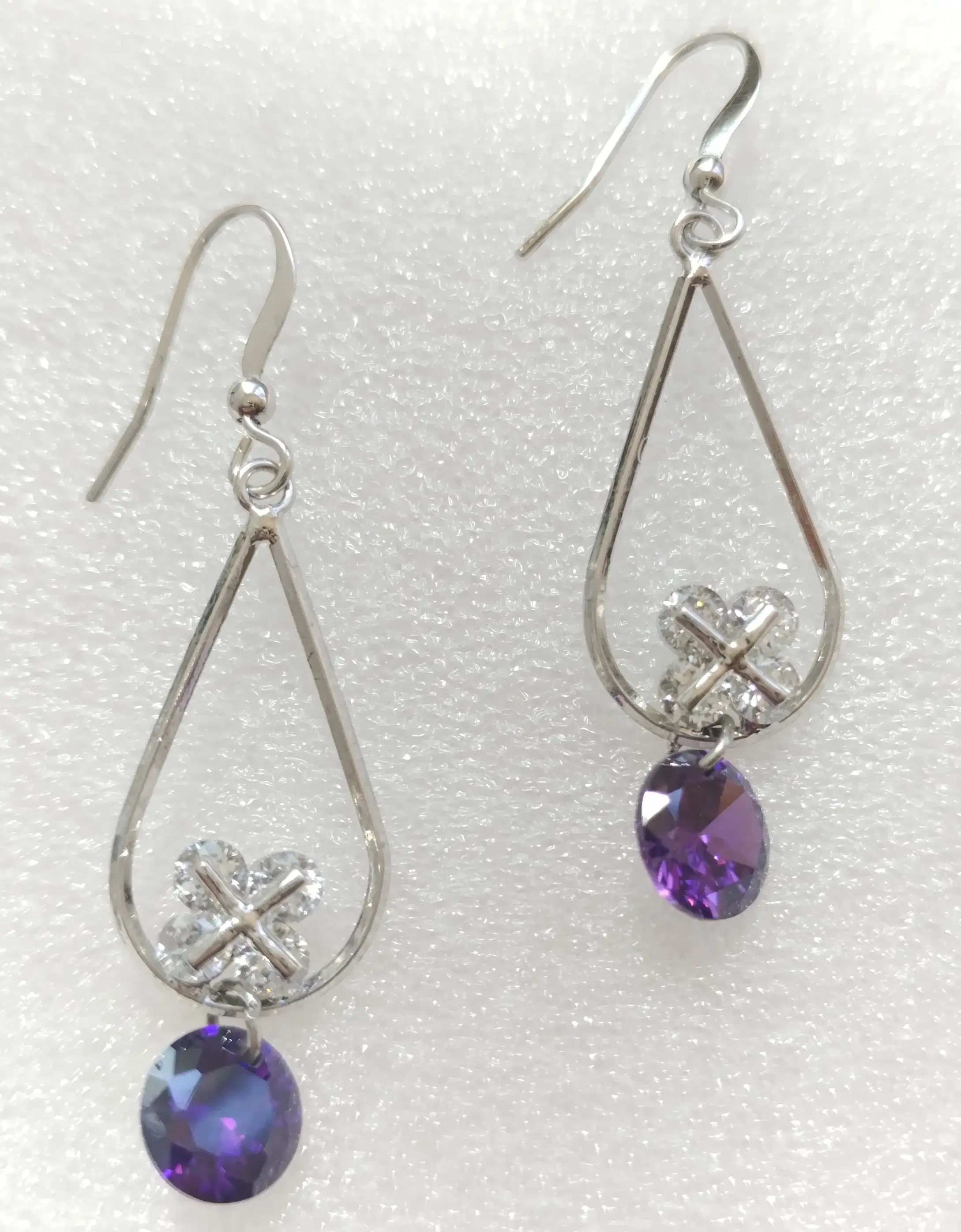 ✨ ARETES CIRCONIAS