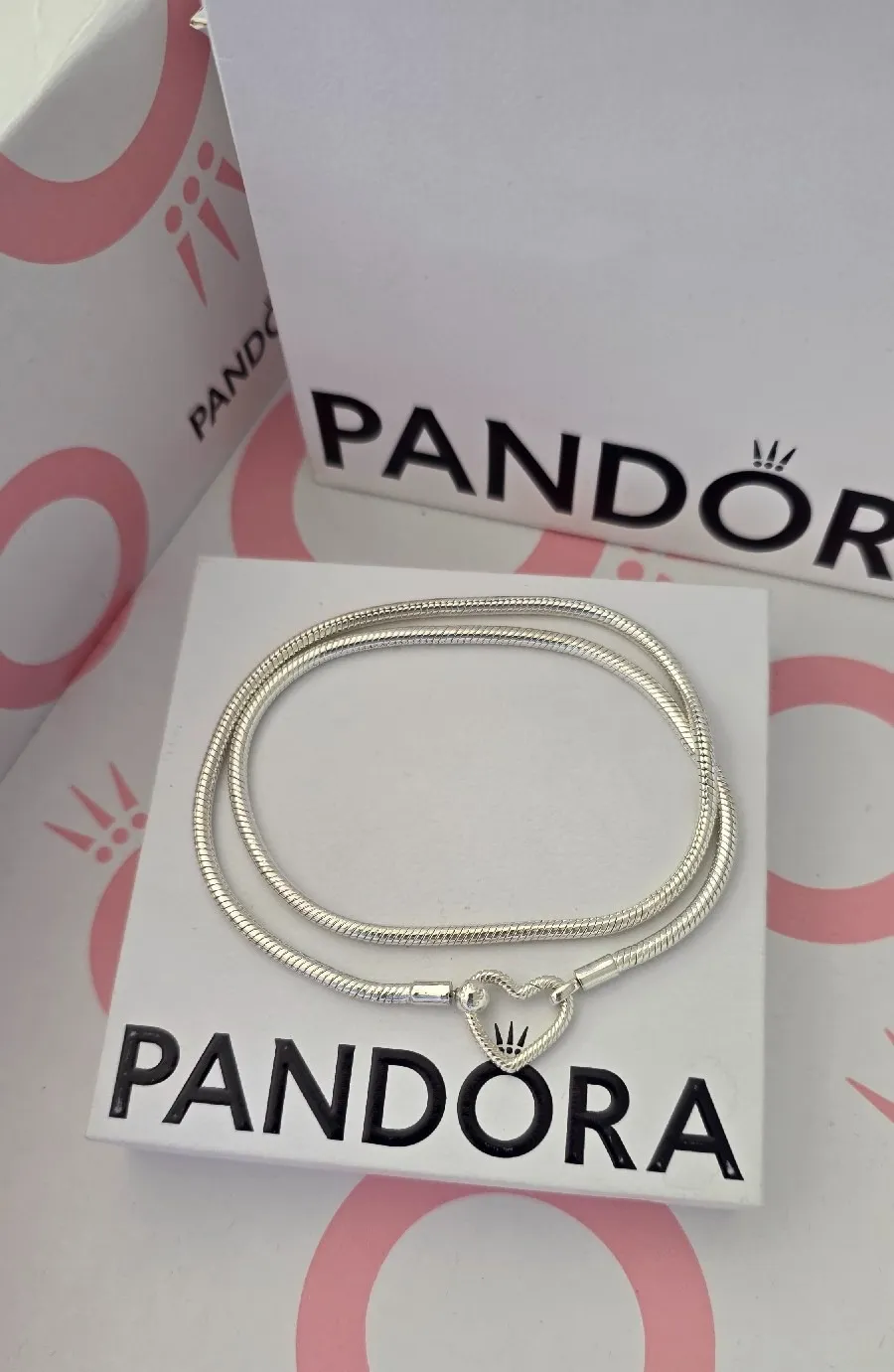 Pandora heart clousure moments necklace  2