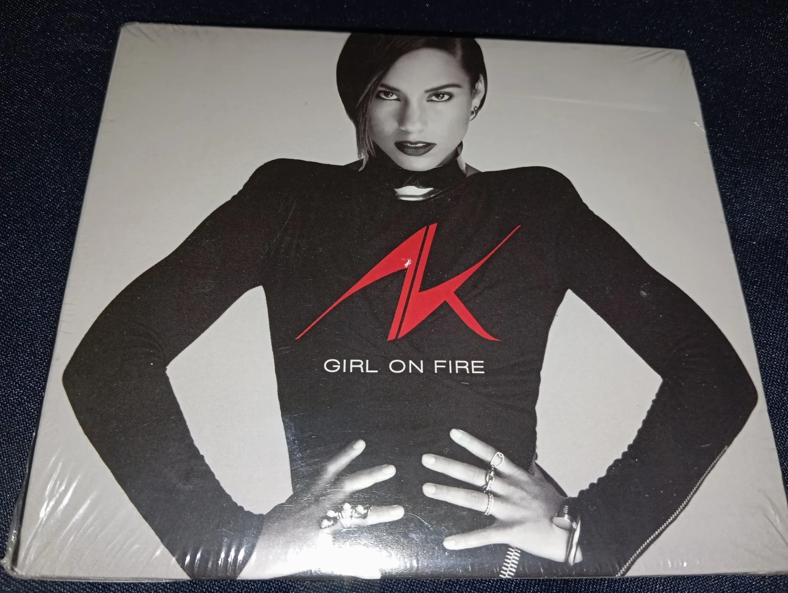 Alicia Keys - Girl On Fire (ARGENTINA)