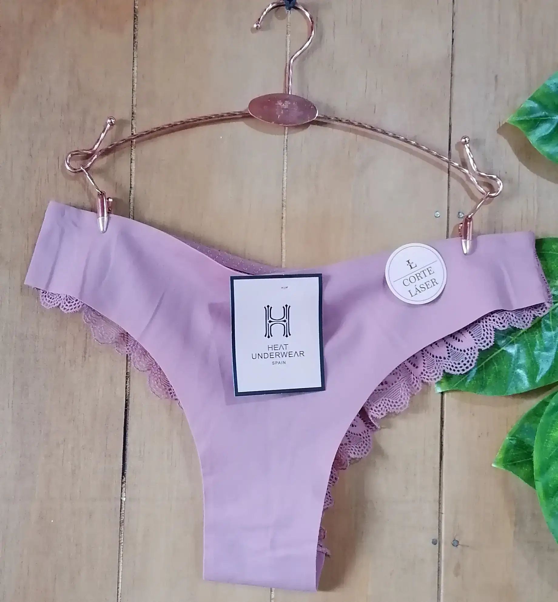Panty palo de rosa con emcaje