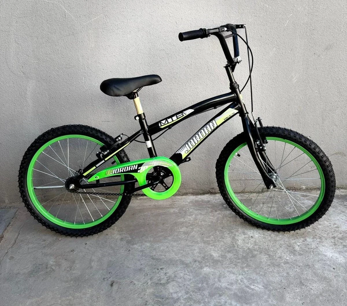 Bicicleta Jordan NENA rodado 20 3