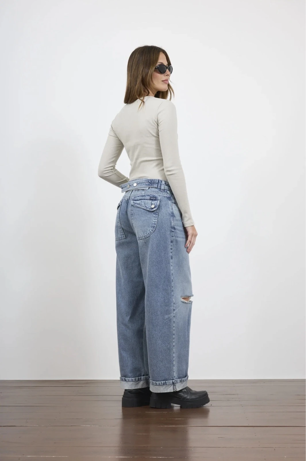 JEANS BAGGY CINTURA REGULABLE 