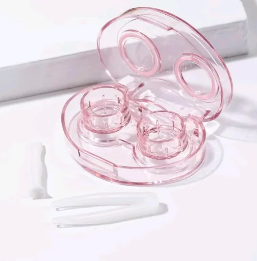 estuche transparente en forma de corazon 5