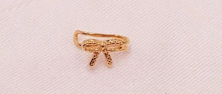 EAR CUF MOÑO 