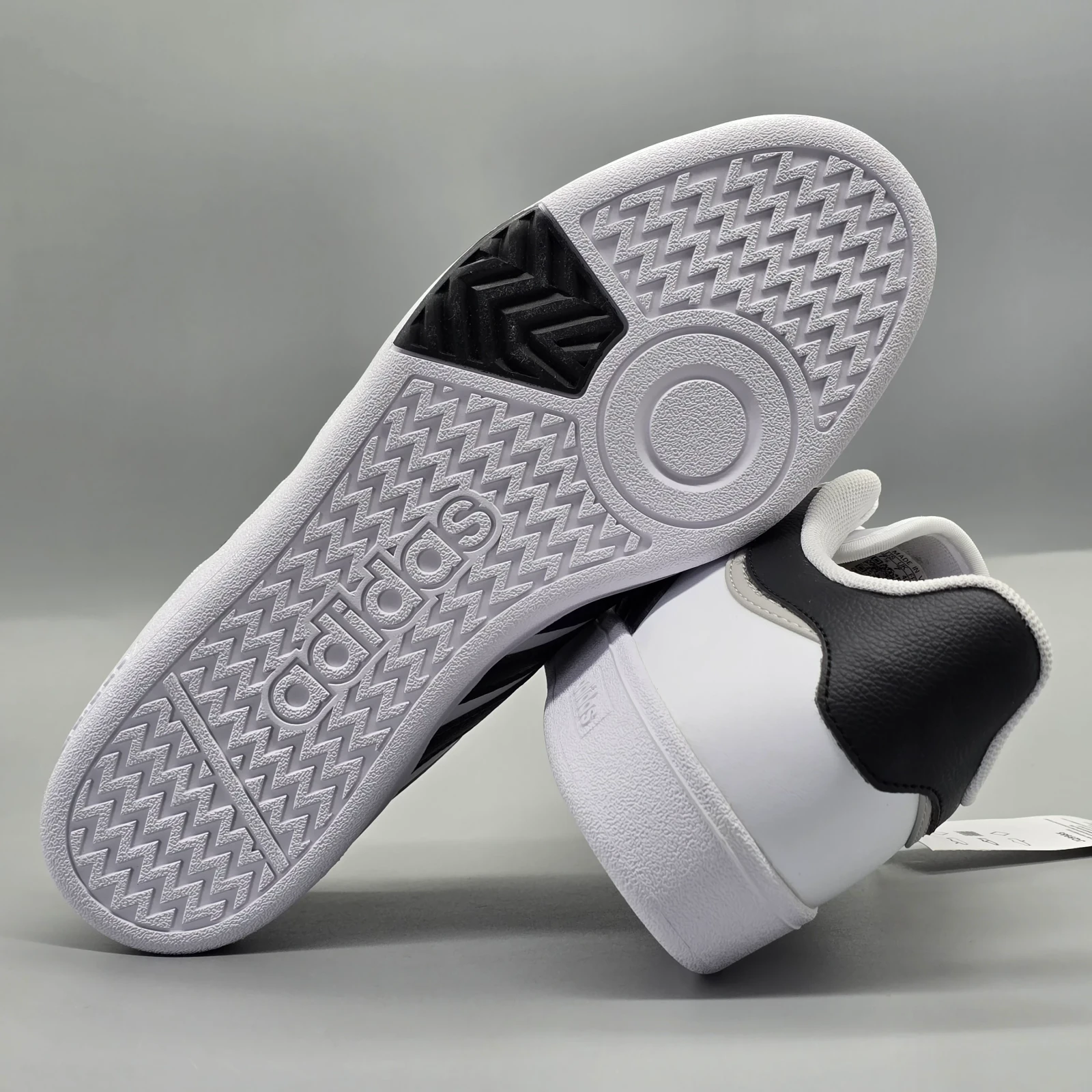 ADIDAS HOOPS 4.0 10
