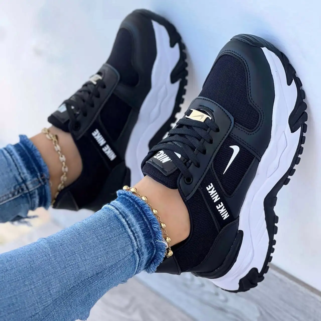Tenis Nike Letras Negro Dama 