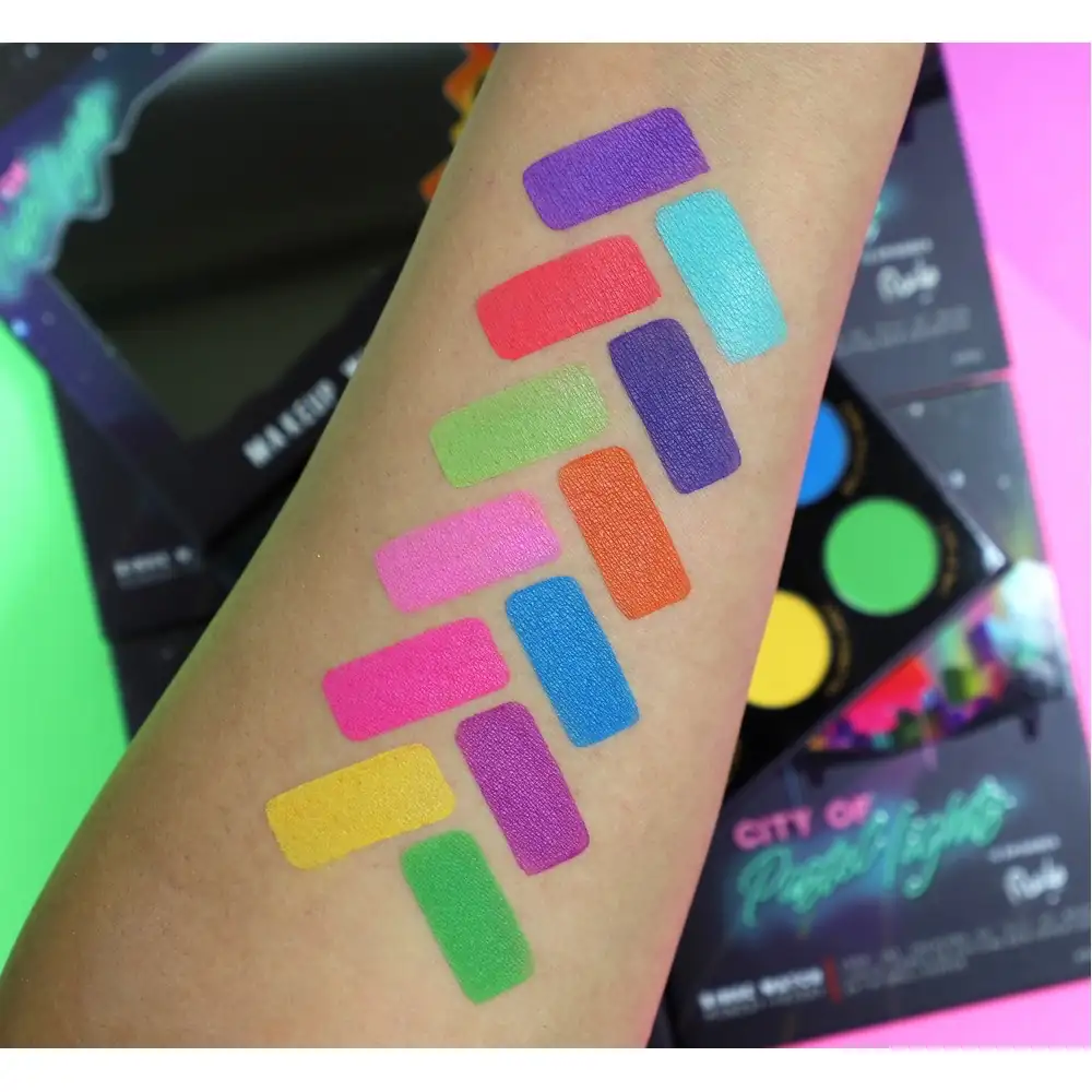- Paleta de sombras ‘’City of Pastel Lights’’ - Rude Cosmetics🌃 3
