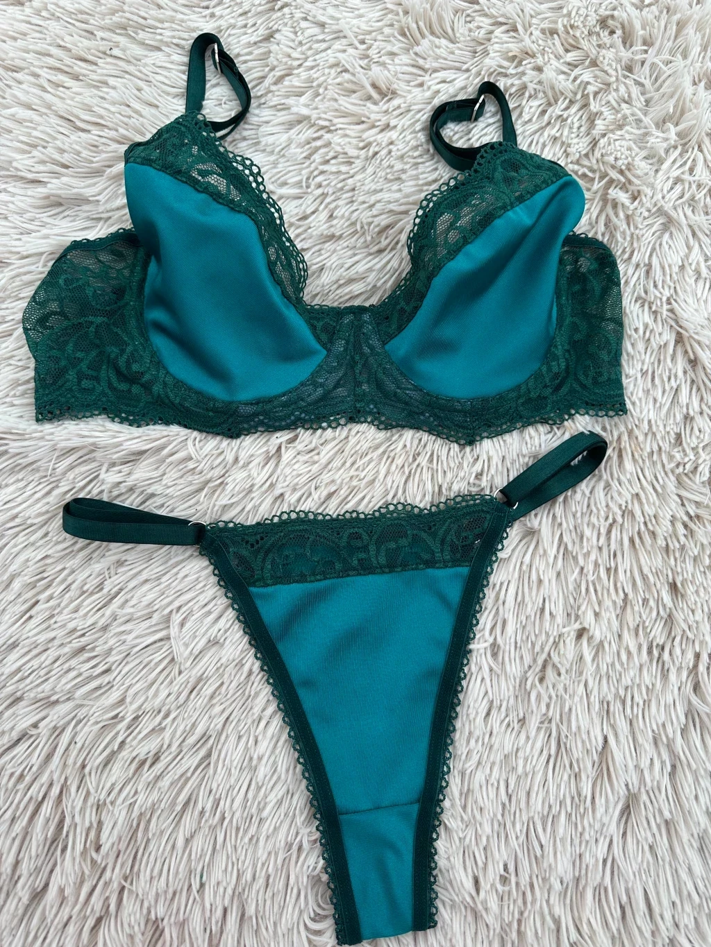 Iris Liso Verde talle 90