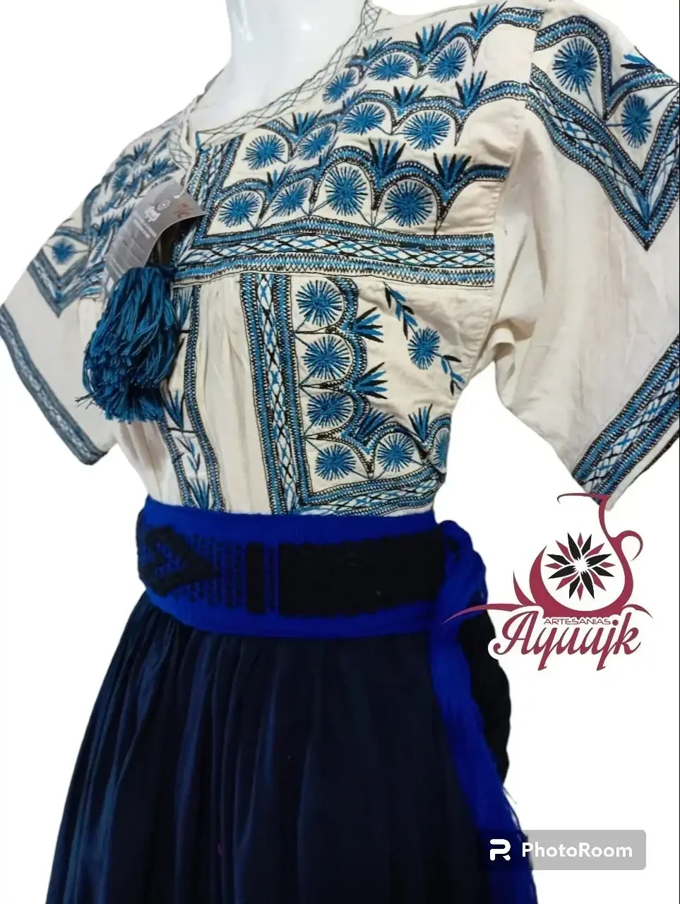 Traje típico de Tlahuitoltepec 2 4