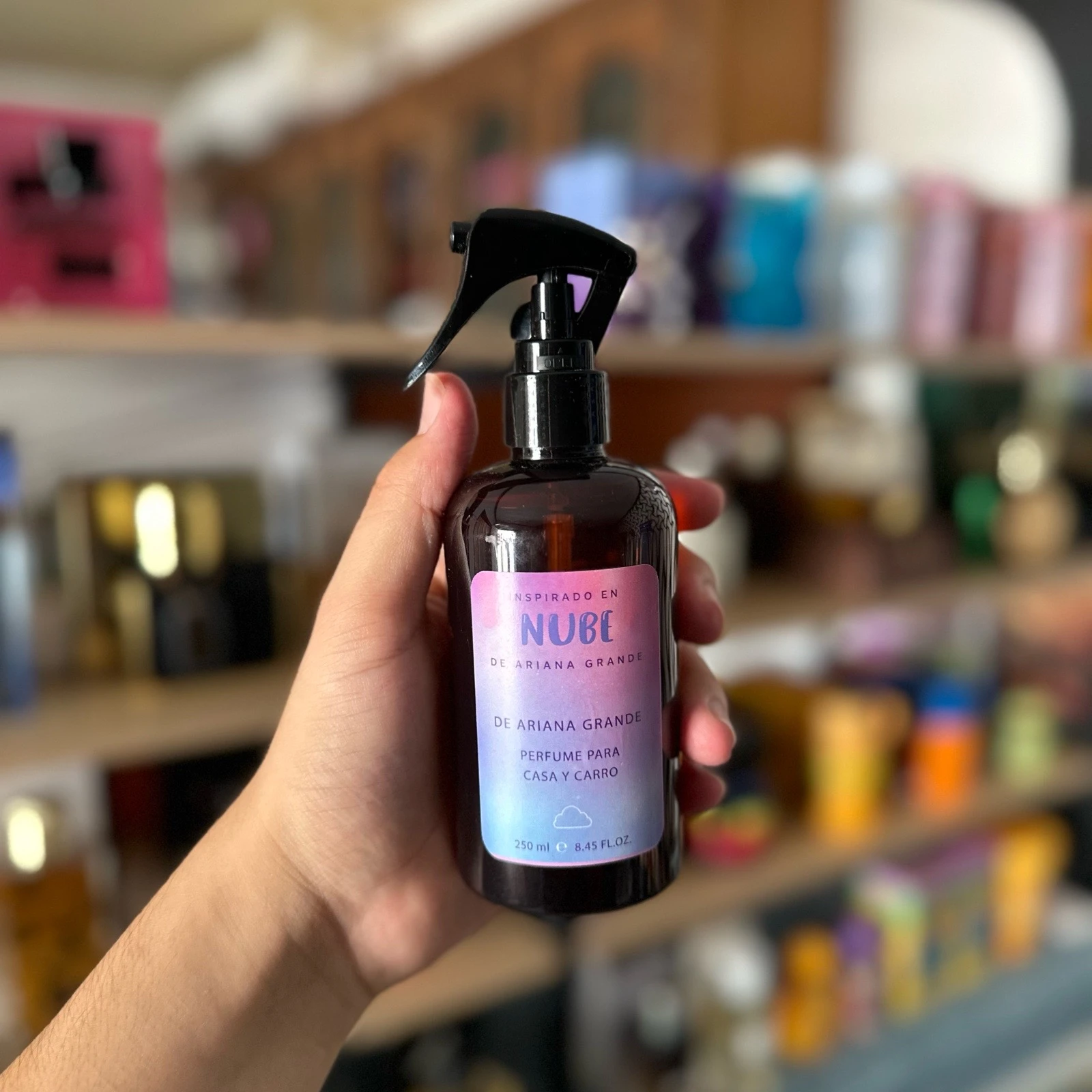 Aromatizante para Casa y Carro 250ml - Cloud Ariana Grande - Mujer  2