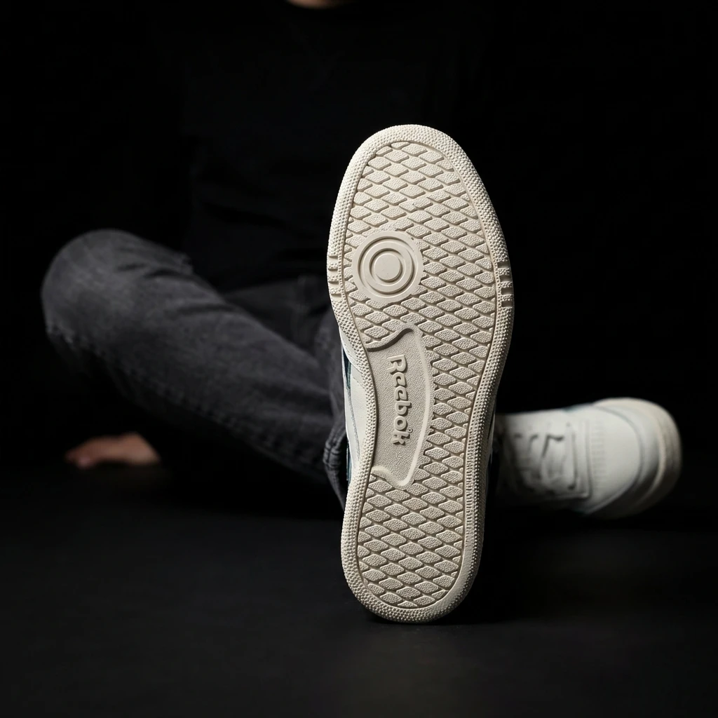 TENIS REEBOK CLUB C REVENGE 5