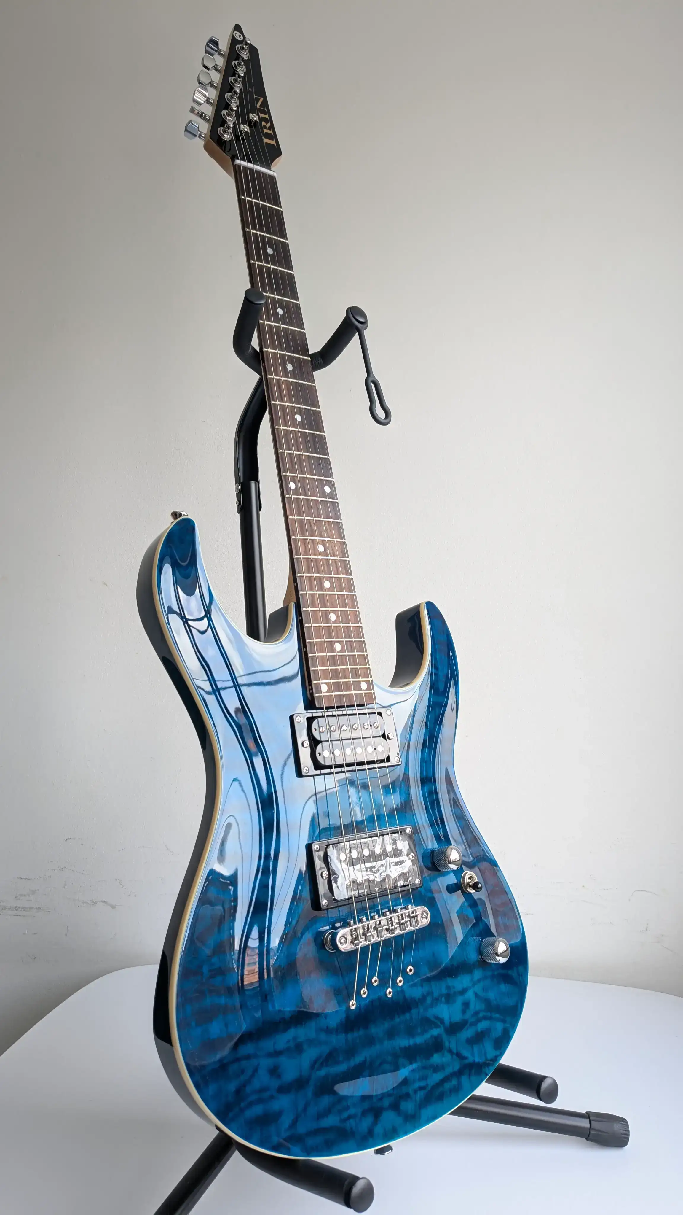 Guitarra Eléctrica IRIN Special Ondas Azules Gama Alta  4