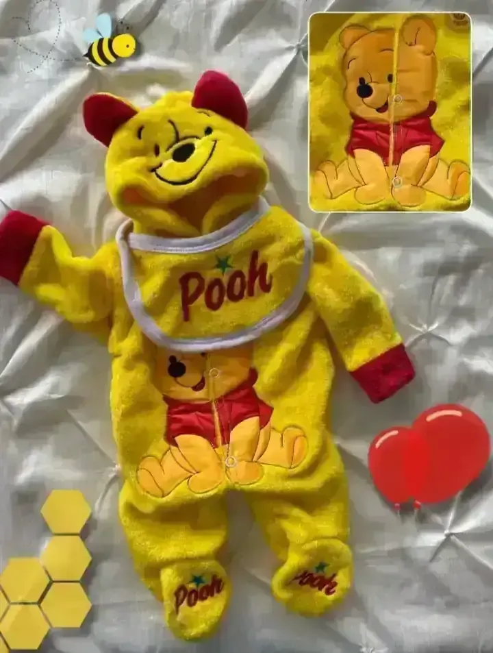 Mameluco Winnie POOH polar con babero