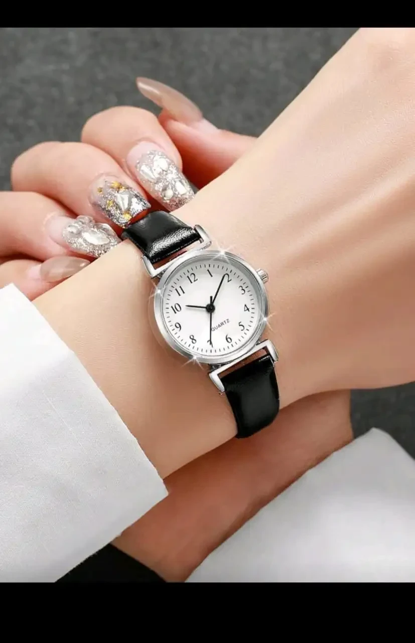 Reloj diseño minimalista/ Colección: Quartz