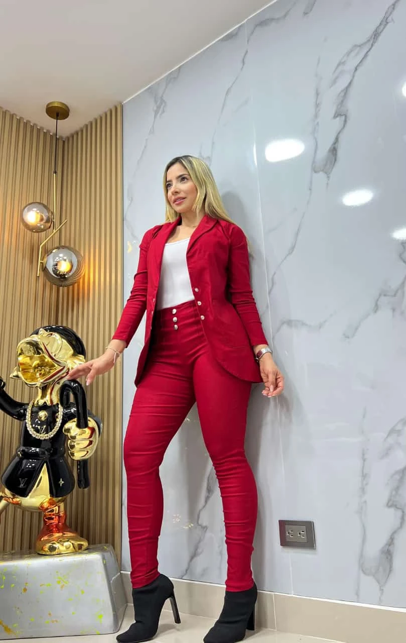 Conjunto 3 piezas de dama 8