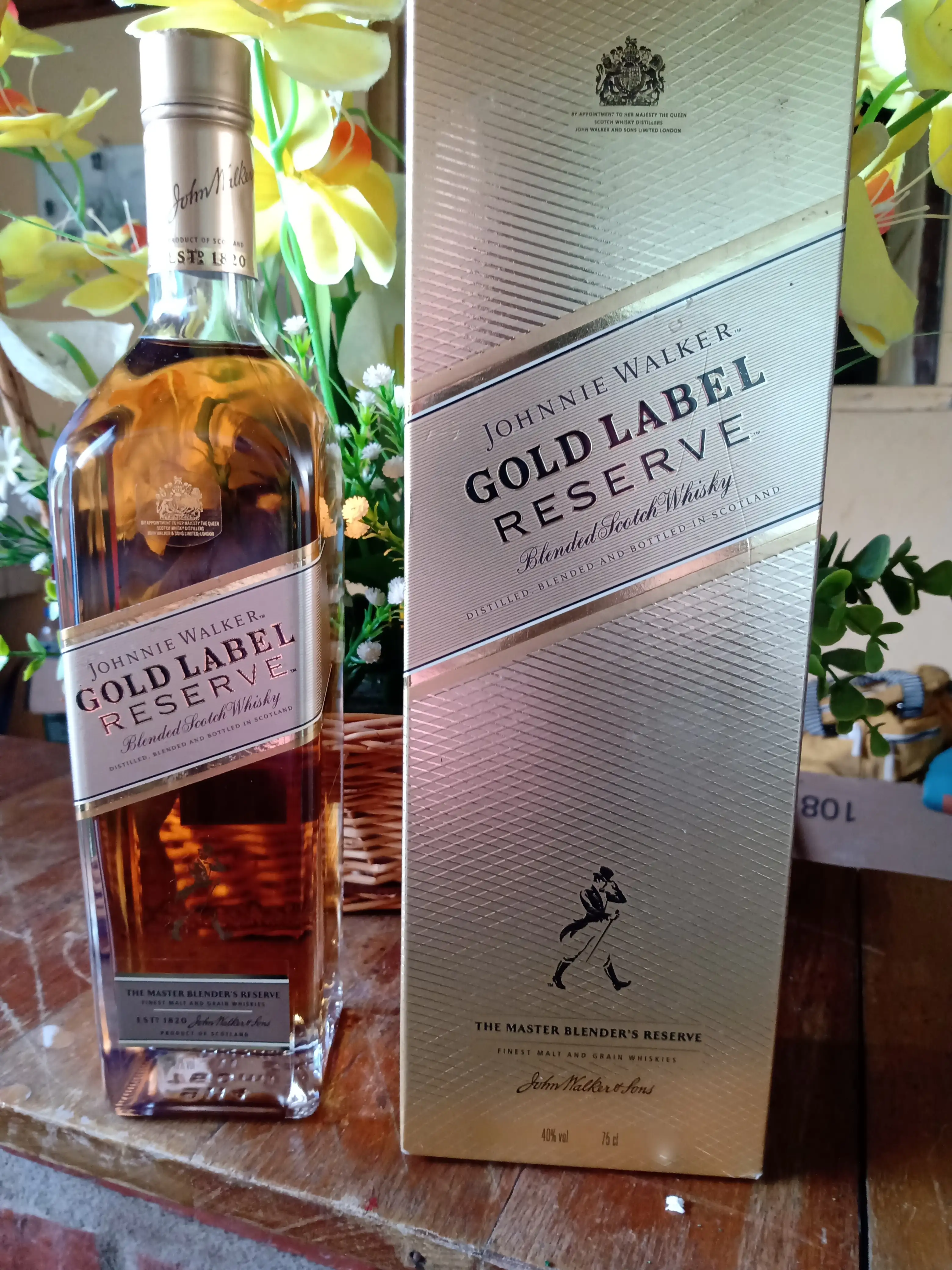 Whisky JOHNNIE WALKER Gold Label Reserve Botella 750ml