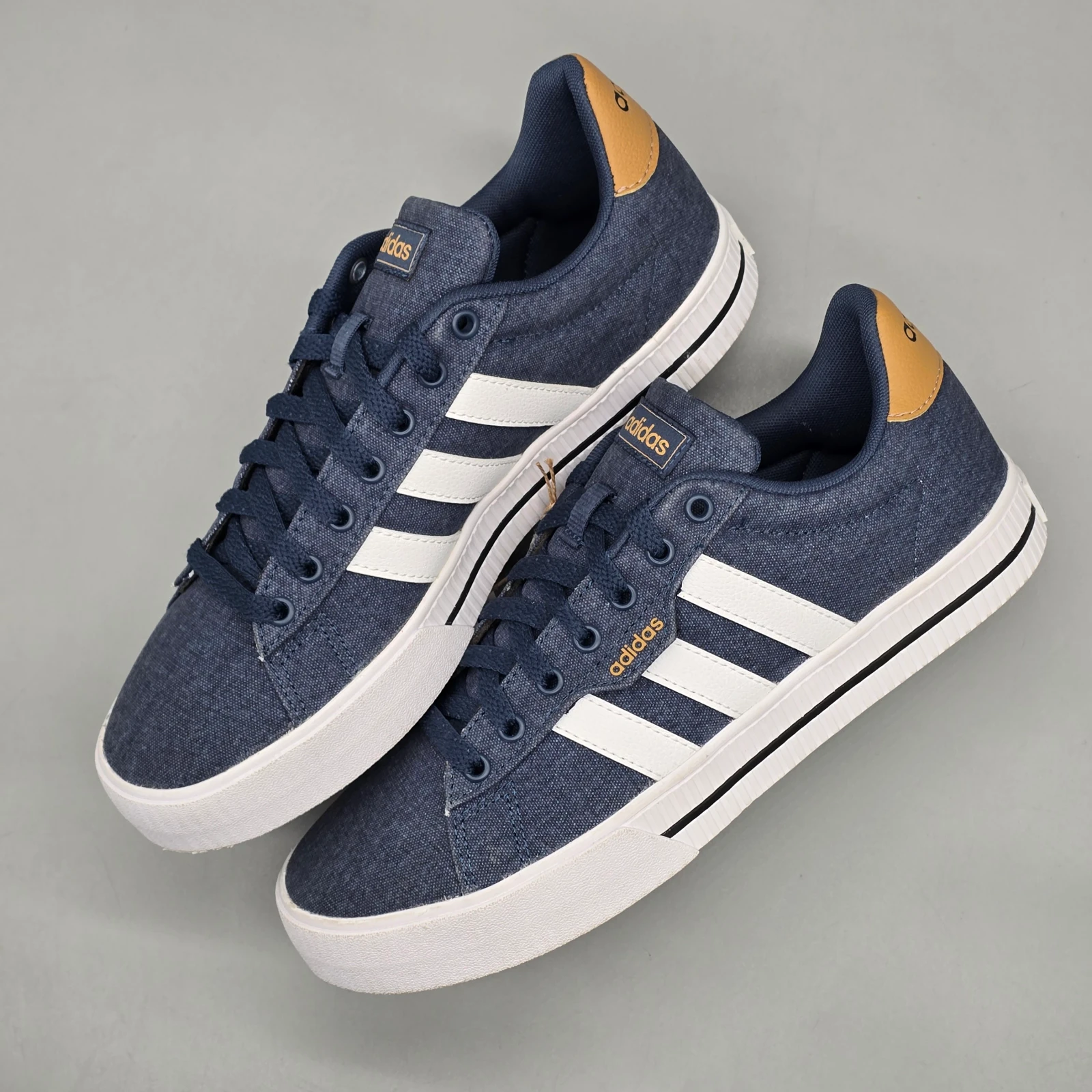 TENIS ADIDAS DAILY 3.0  4