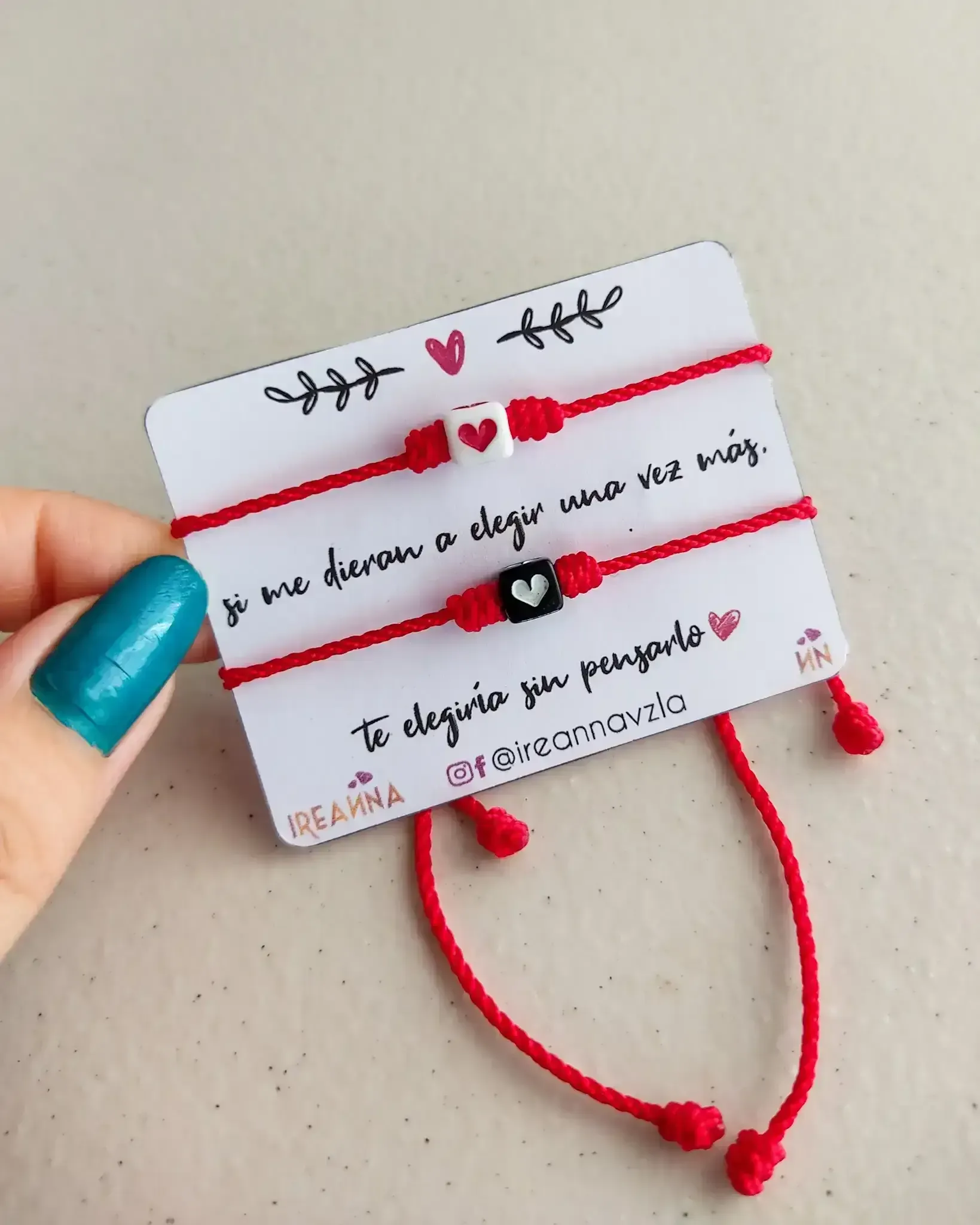 Par de hilitos corazón cubo 💟 2