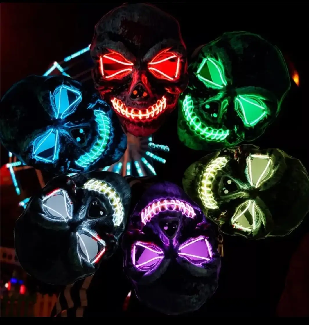 Mascara luminosa calavera