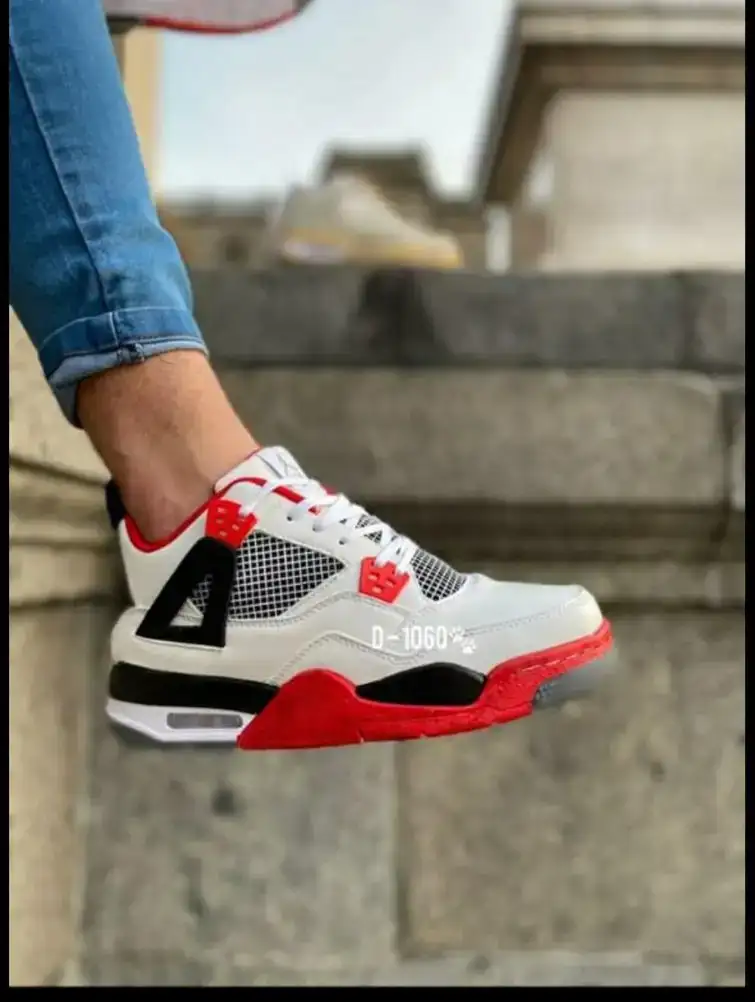 Jordan 4 Retro (hombre)