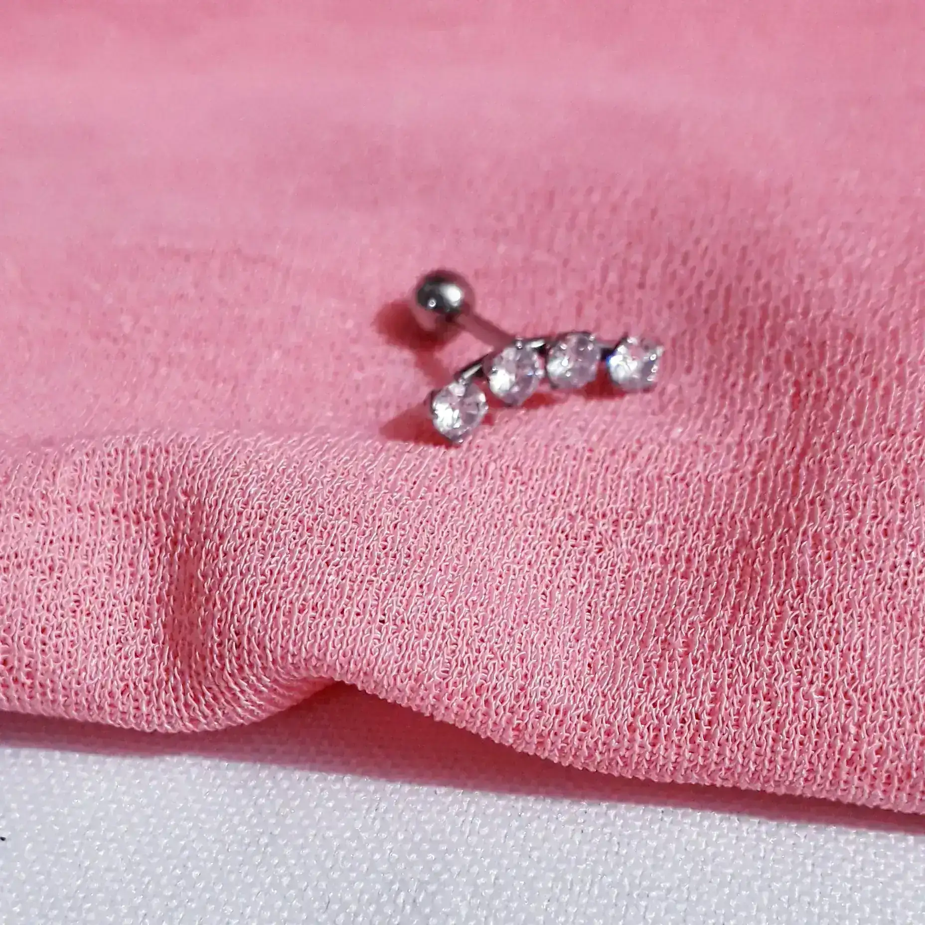 Piercing para helix cuadruple 2