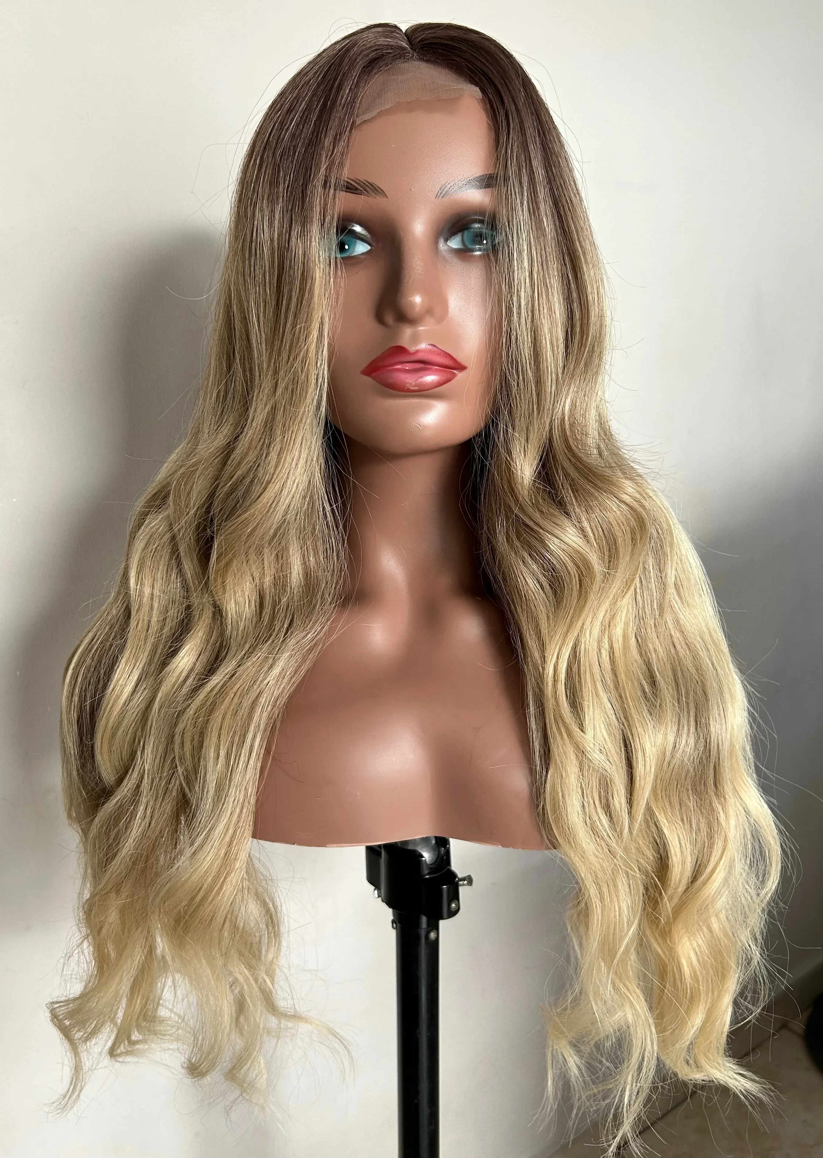 Peluca de 26” Rubio Ombre café 3